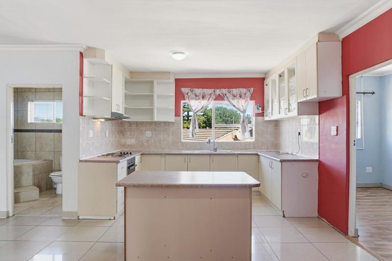 7 Bedroom Property for Sale in Northpine Western Cape